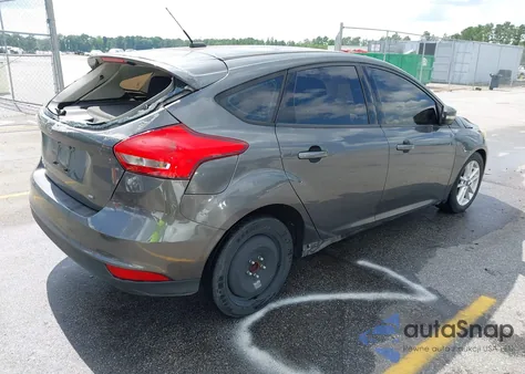 2015 Ford Focus Se z USA, uszkodzony, nr VIN 1FADP3K23FL315482